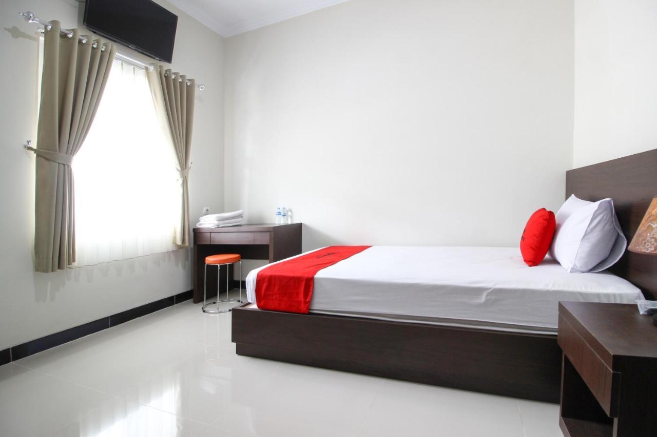 Reddoorz Syariah Plus @ Jakal Bawah 3 Kejayan Extérieur photo